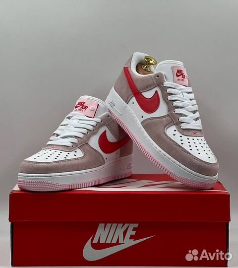 Кроссовки женские Nike Air Force 1 Low '07 QS 'Val