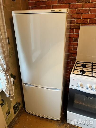 Холодильник атлант бу