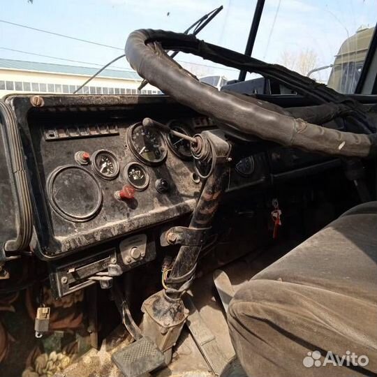 КАМАЗ 54112, 1987