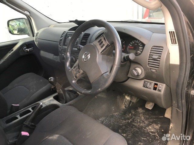 Разбор на запчасти Nissan Navara 2005-2015