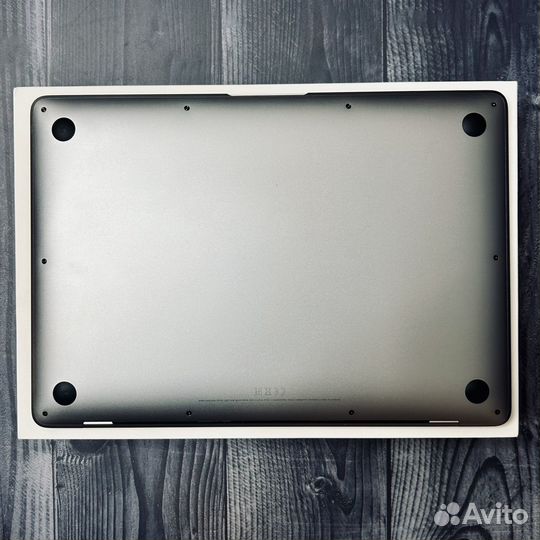 MacBook Air 13 2020 i5 512gb