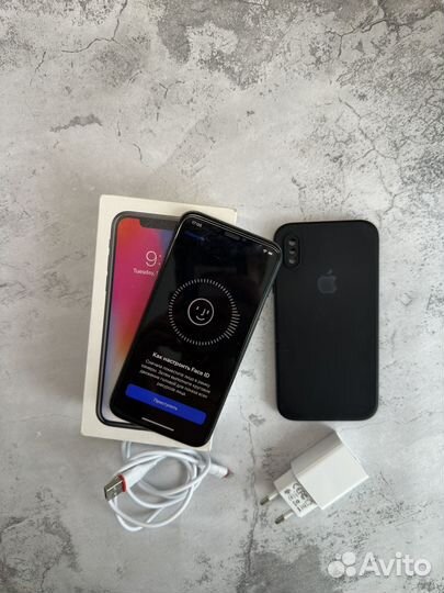 iPhone X, 64 ГБ