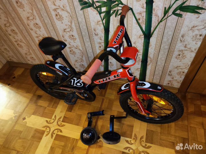 Детский велосипед Trek Jet 16