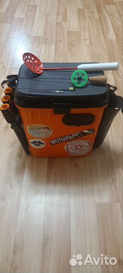 Ящик для зимней рыбалки