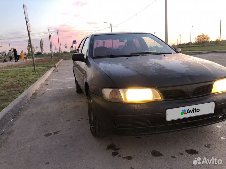 Nissan Almera 1.6 AT, 1997, 280 000 км