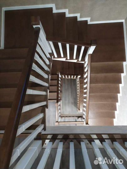 Лестница из металла