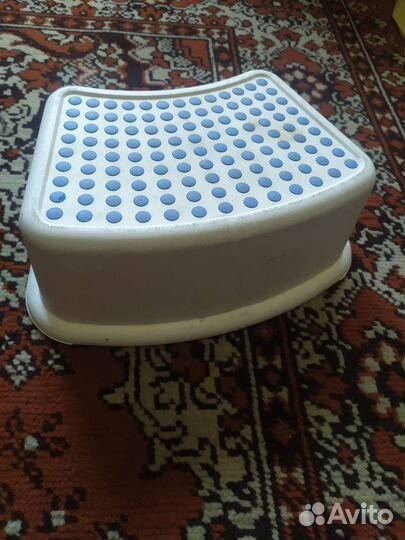 Детская подставка для школьника