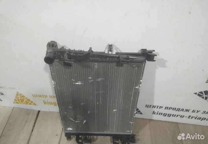 Радиатор охлаждения бу Renault Logan 2 OEM 214105731R