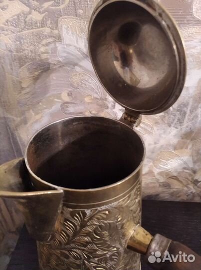 Кофеварка бронзовая