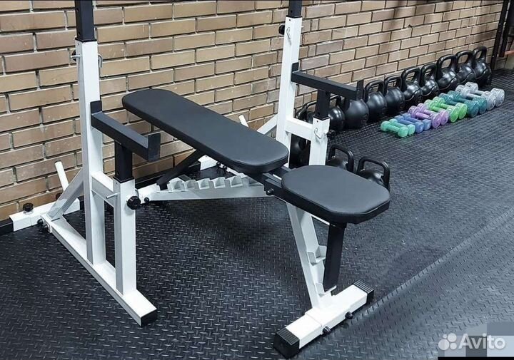 Скамейки, стойки для жима, штанги, гантели