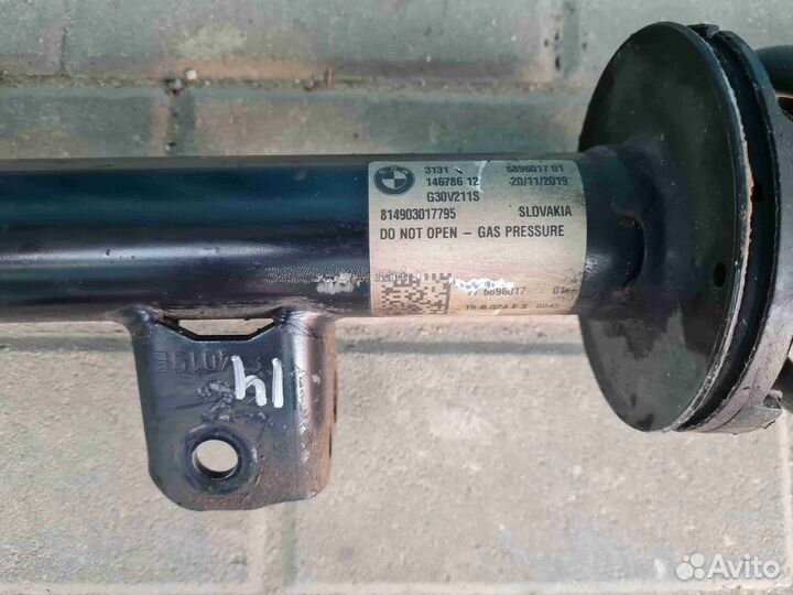 Амортизатор передний левый BMW 5 G30/G31