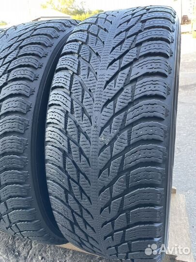 Nokian Tyres Hakkapeliitta R3 SUV 245/60 R18 109R