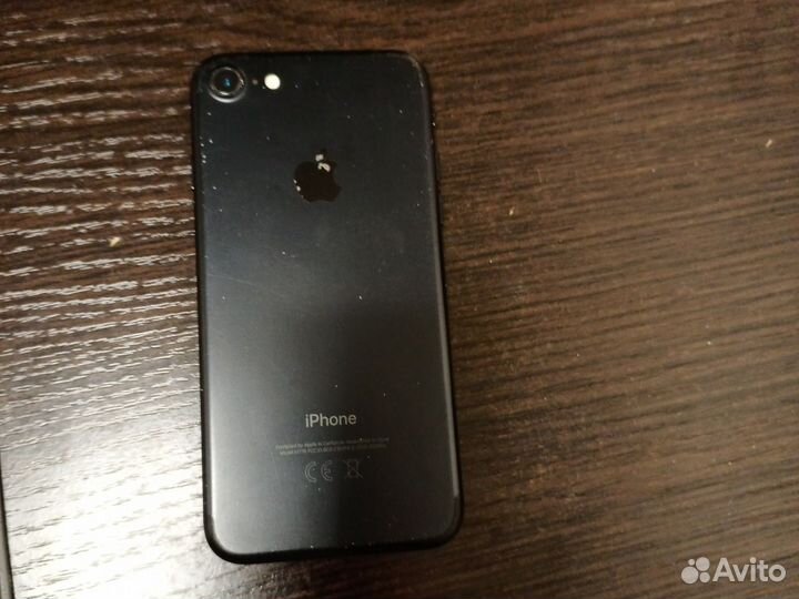 iPhone 7, 32 ГБ