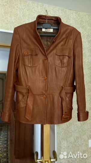 Куртка кожаная женская демисезонная 48-50