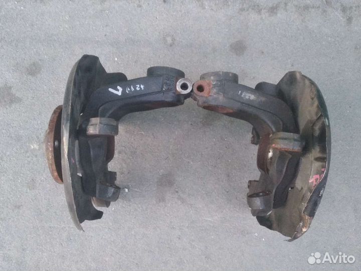 Поворотный кулак VW Polo/Skoda Fabia разборка