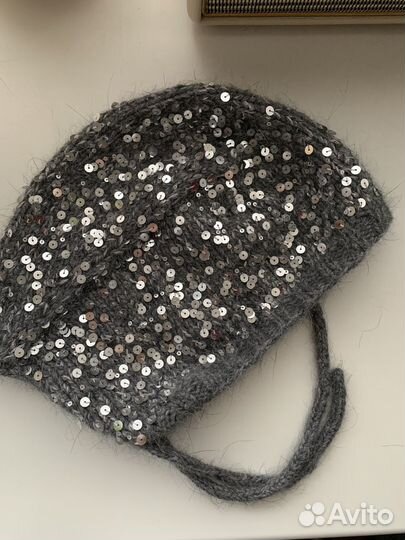 Чепчик с пайетками
