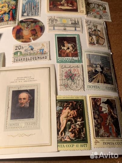 Почтовые марки и значки