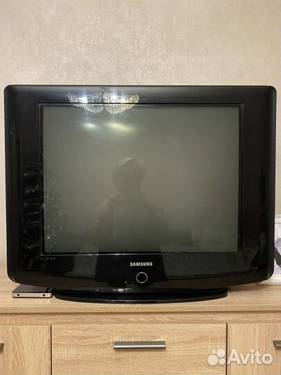 Телевизор samsung