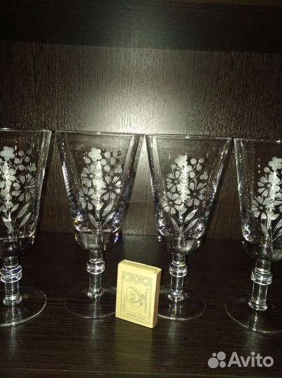 Соусник, чайник чашки мадонна, бокалы хрустальные