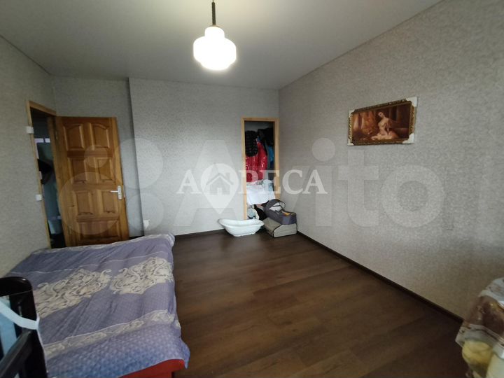 Комната 36 м² в 3-к., 1/3 эт.