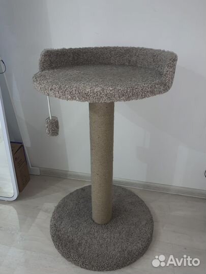 Столбик для когтеточки,место для животного