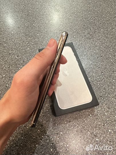 iPhone 11 Pro, 64 ГБ