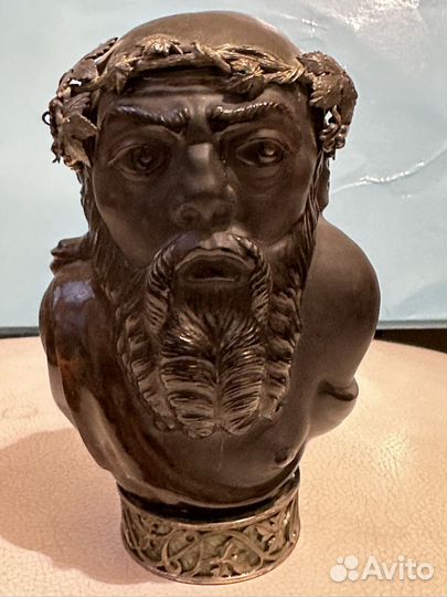 Статуэтка бронзовая римлянин