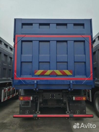 Shacman (Shaanxi) SX32586V385, 2023