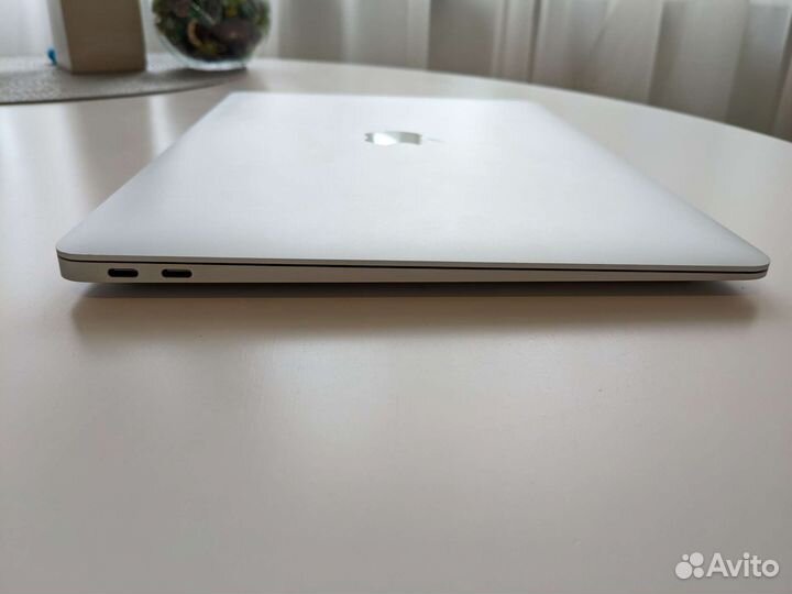 Macbook Air M1 16GB, SSD 512 GB