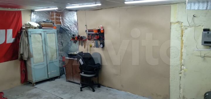 Гараж, > 30 м²