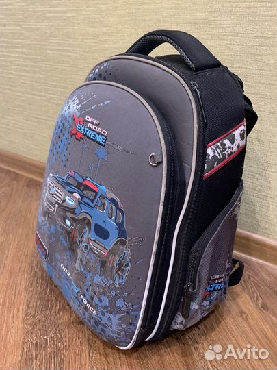 Рюкзак школьный hummingbird