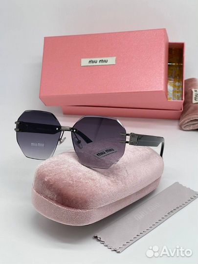 Солнцезащитные очки miu
