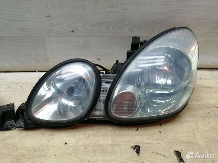 Фары Lexus GS 300. 1997-2004 Комплект