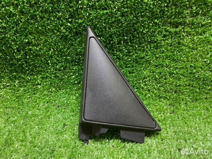 Заглушка зеркала бокового Mitsubishi Galant 8 4G64