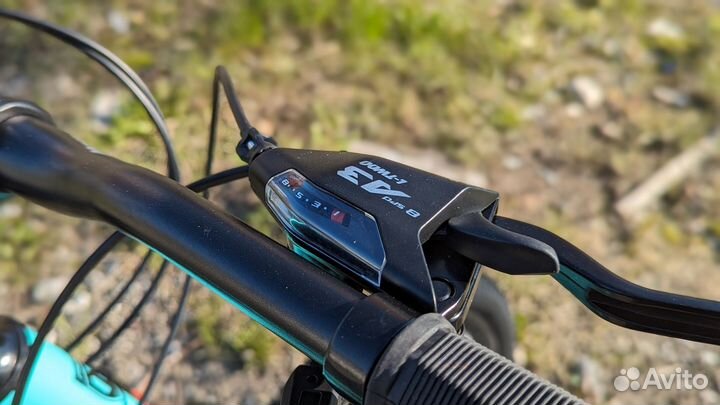 Велосипед новый алюминиевый с низкой рамой 27,5r