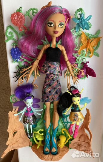 Кукла Monster High Триза Торнвиллоу с мини-монстр