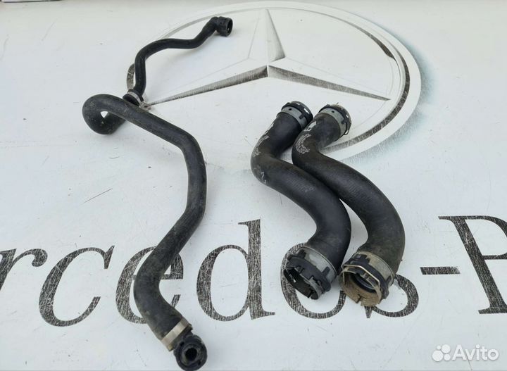 Патрубок охлаждающей жидкости Mercedes W213