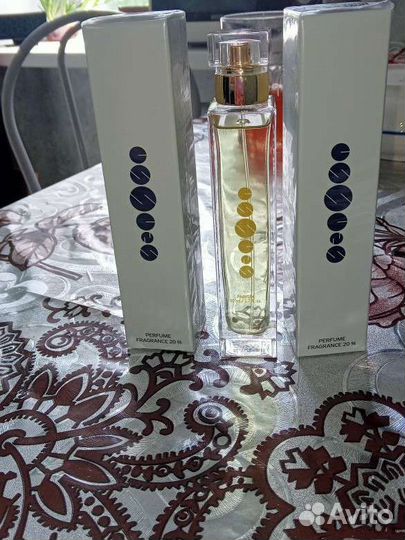 Духи женские шлейфовые