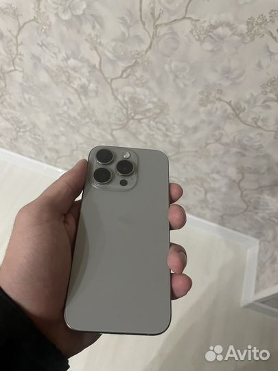 iPhone 15 Pro, 256 ГБ