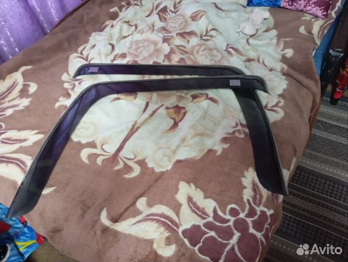 Ветровики hino 500