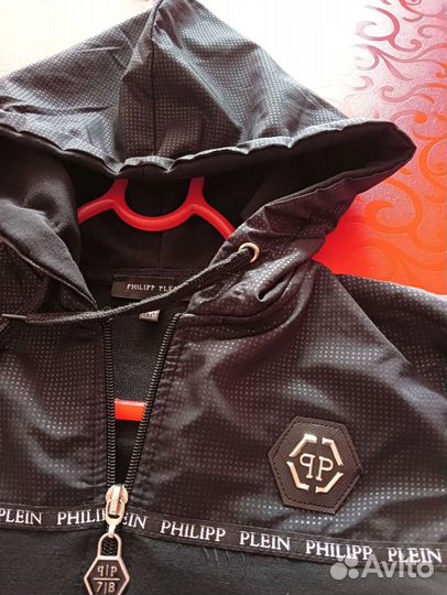 Продается спортивный костюм производства Турция