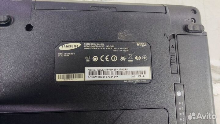 700 Samsung np-r425