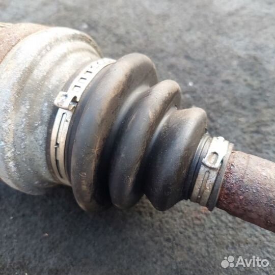 Привод задний Bmw 120D E87 LCI N47 2008