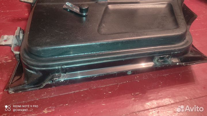 Дверь задняя правая Audi 80/90 b3/b4