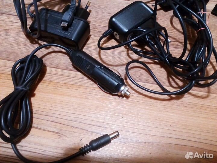 Зарядки для телефона