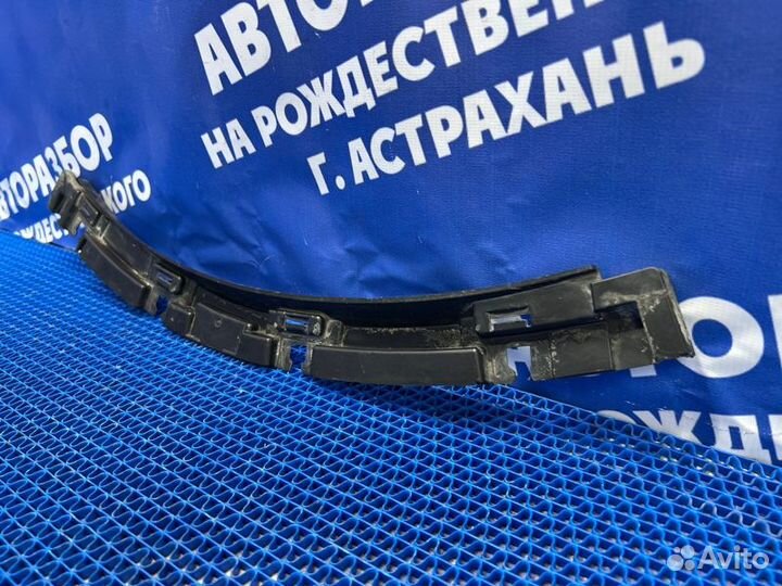 Кронштейн крыла Ford Explorer внедорожник KX BDA