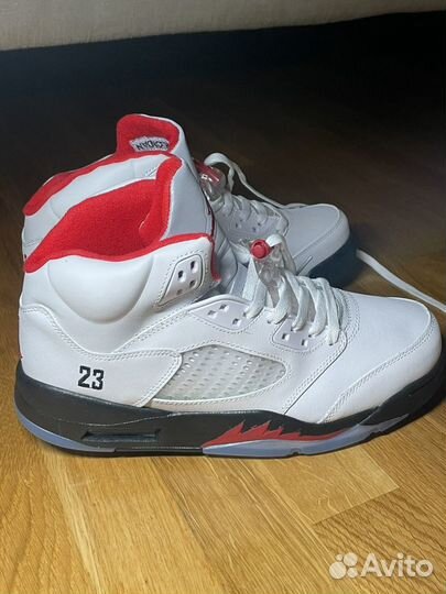 Nike Air Jordan 5 Retro Fire Red Silver Tongue