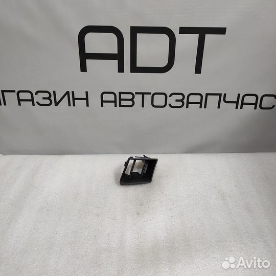 Накладка птф правая Honda Civic 8 4D 2006-2011