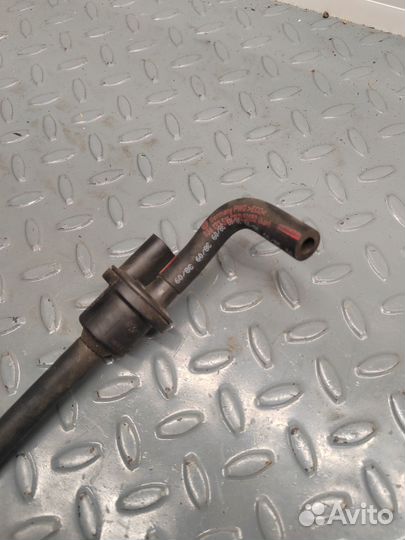 Трубки топливные с клапаном вентиляции VAG