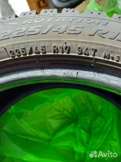 Pirelli Ice Zero 225/45 R17 94T